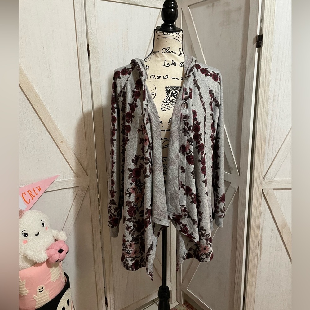 DRESSBARN SUNDAY SWEATER HOODIE GREY &BURGUNDY FLORAL NWOT 1X